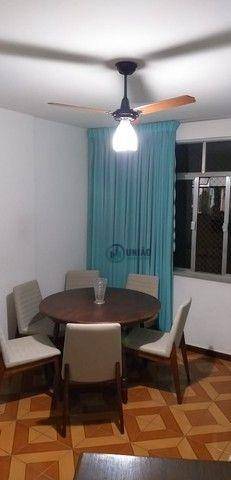 Apartamento à venda com 2 quartos, 60m² - Foto 3