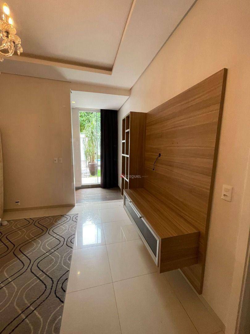 Casa para alugar com 2 quartos, 220m² - Foto 10