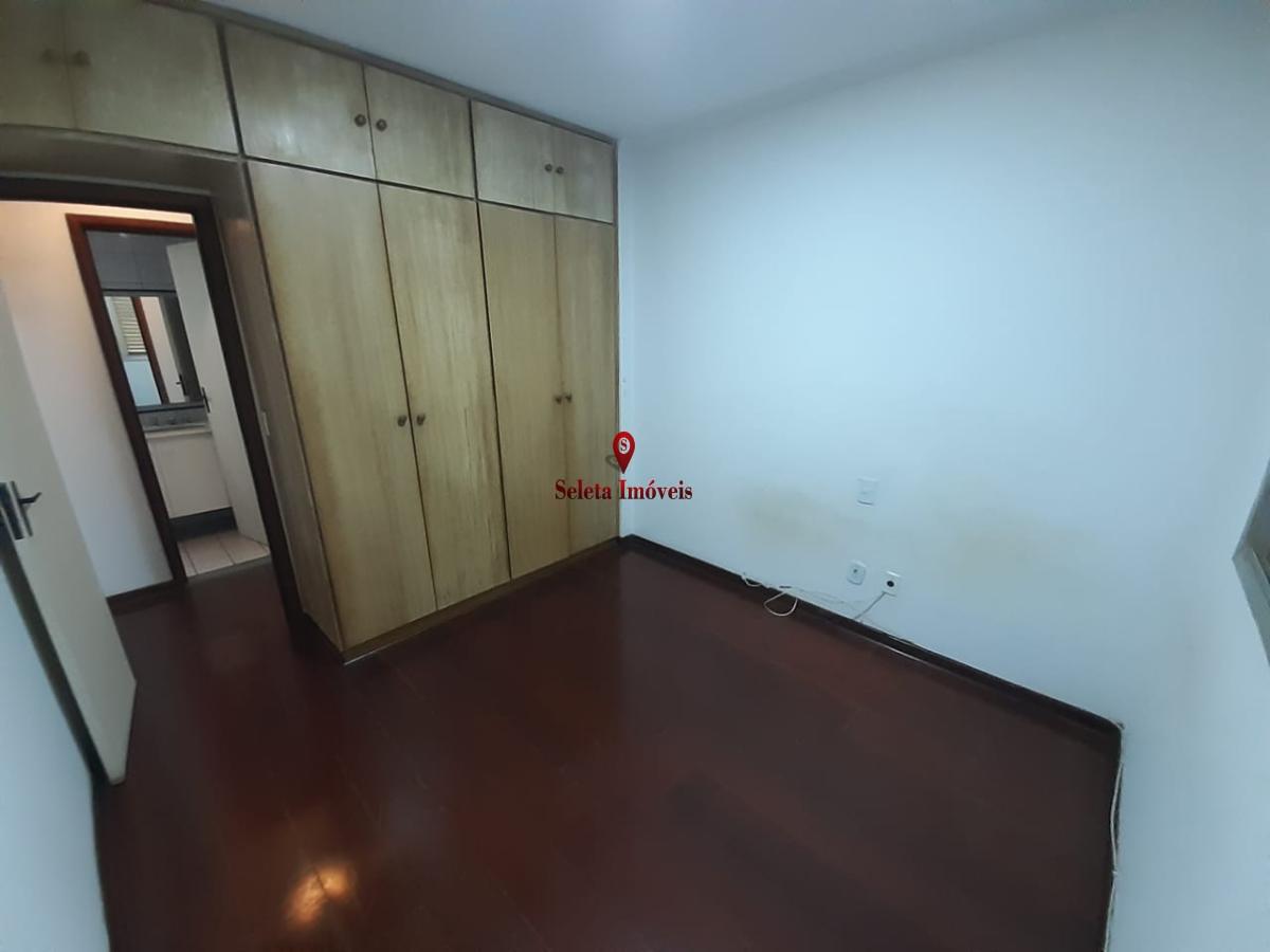 Apartamento à venda com 2 quartos, 70m² - Foto 7