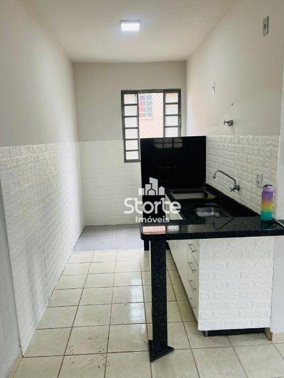 Apartamento à venda com 2 quartos, 49m² - Foto 2