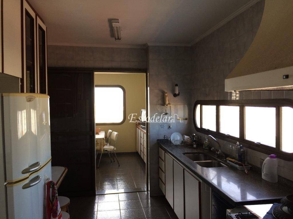 Apartamento à venda com 4 quartos, 211m² - Foto 22