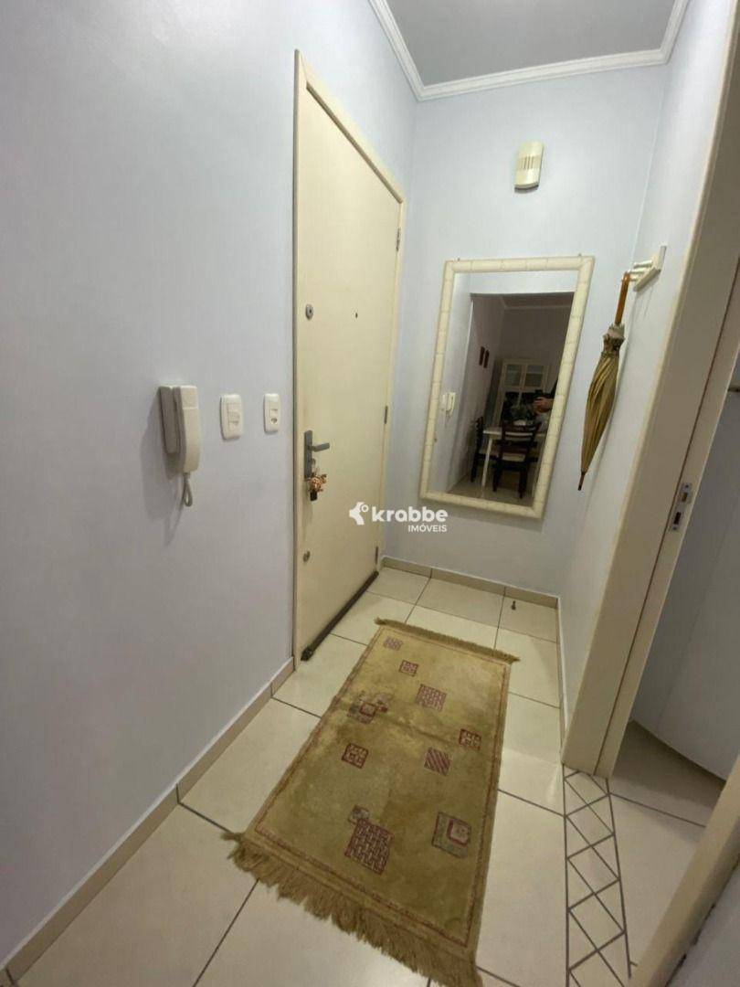 Apartamento à venda com 2 quartos, 68m² - Foto 12