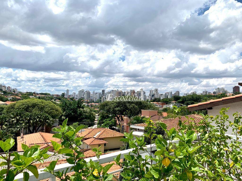 Sobrado à venda com 5 quartos, 370m² - Foto 6