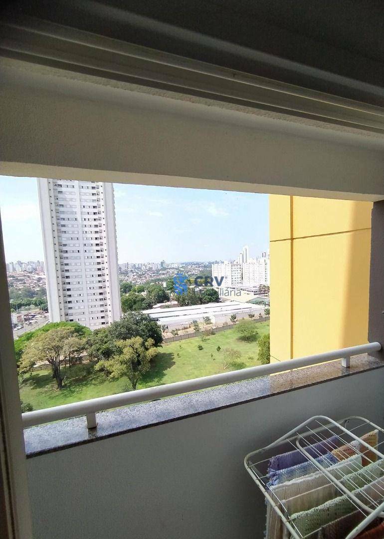 Apartamento à venda com 3 quartos, 68m² - Foto 2