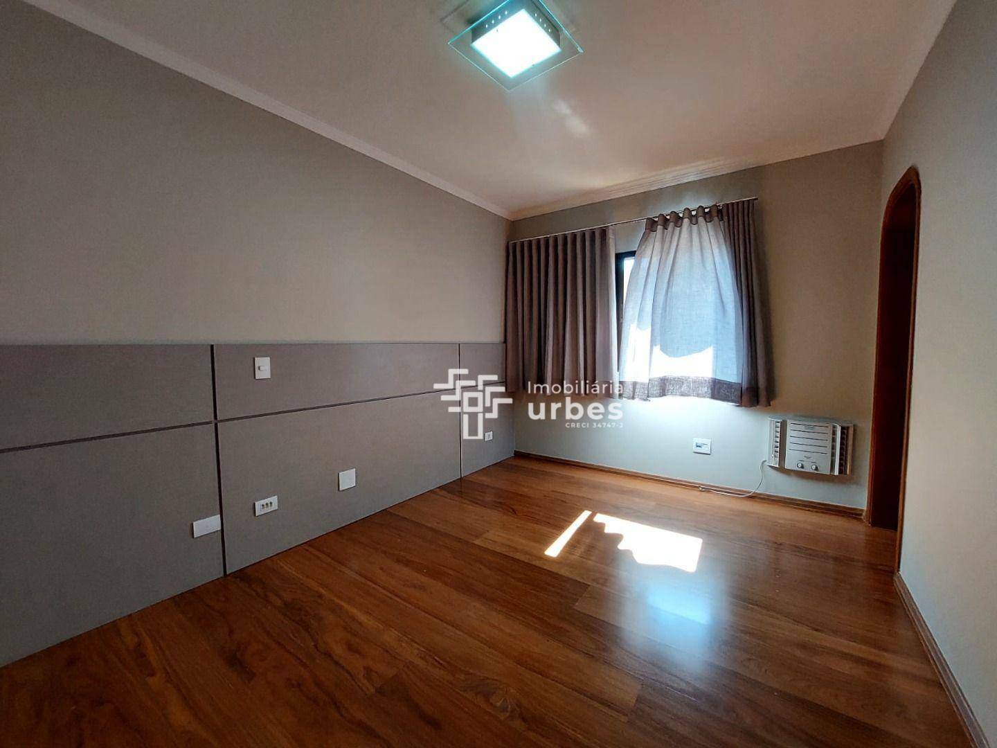 Apartamento para alugar com 4 quartos, 150m² - Foto 25