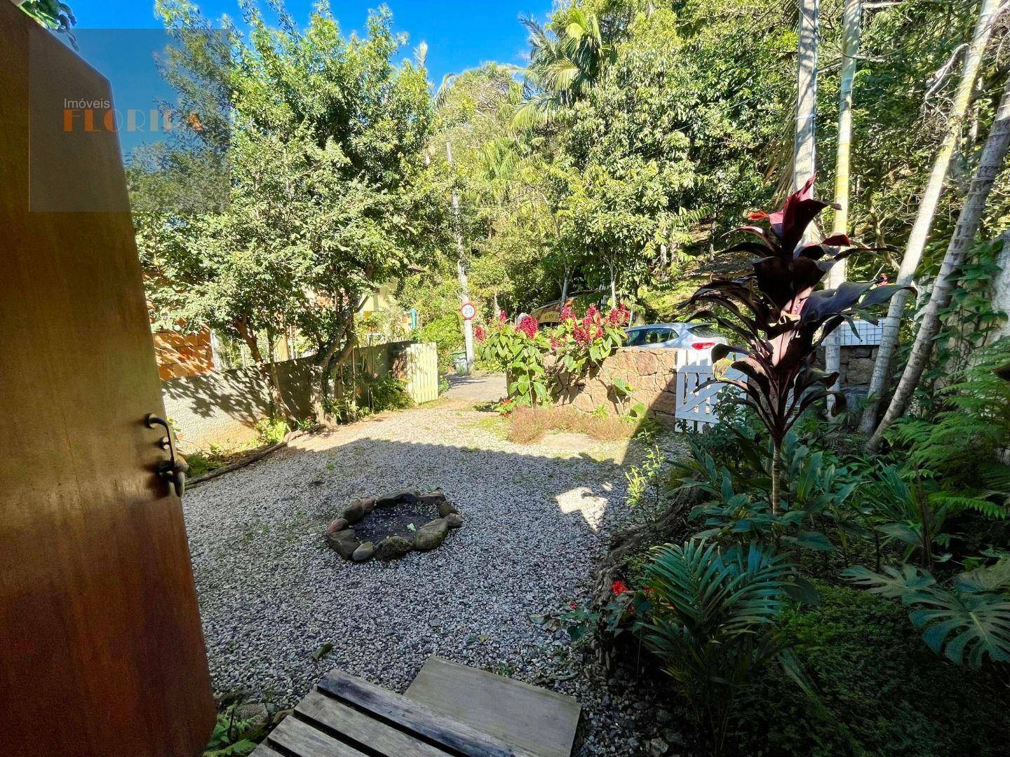 Casa à venda com 2 quartos, 40m² - Foto 4