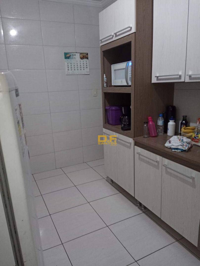 Sobrado à venda com 2 quartos, 49m² - Foto 2