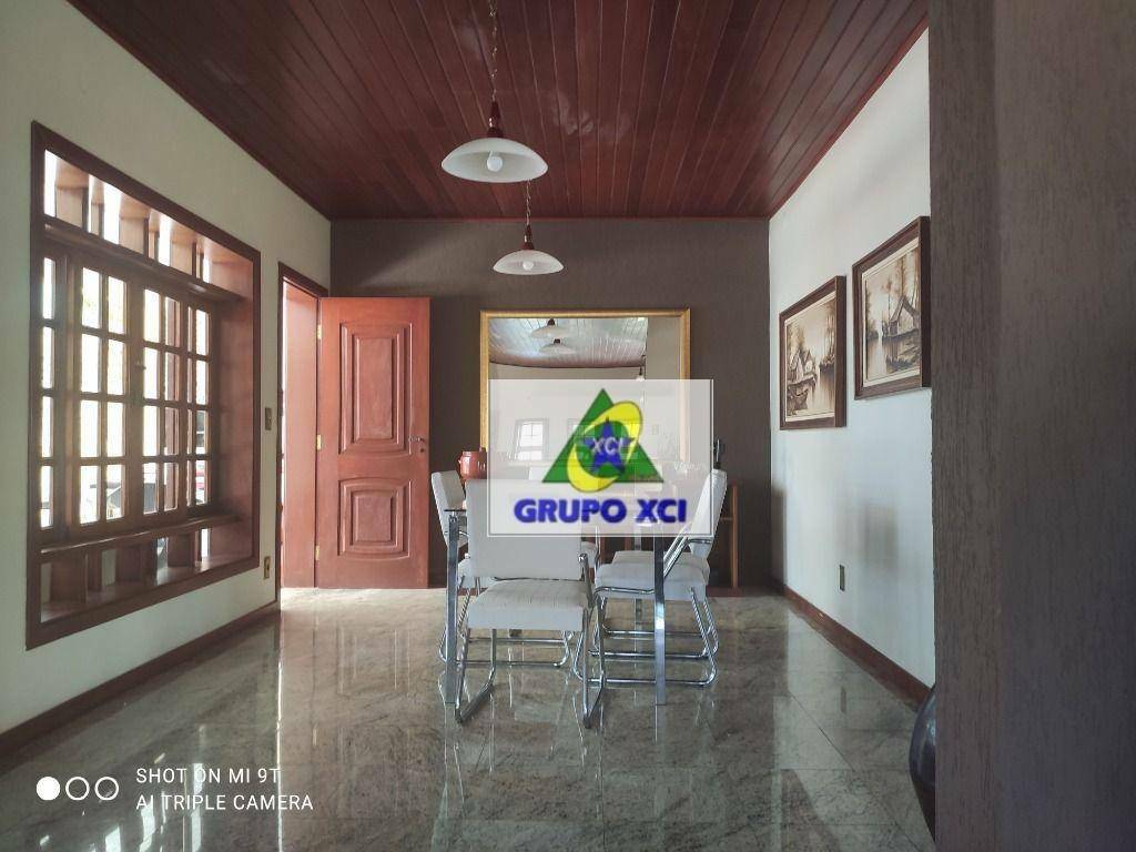 Casa à venda com 5 quartos, 598m² - Foto 7