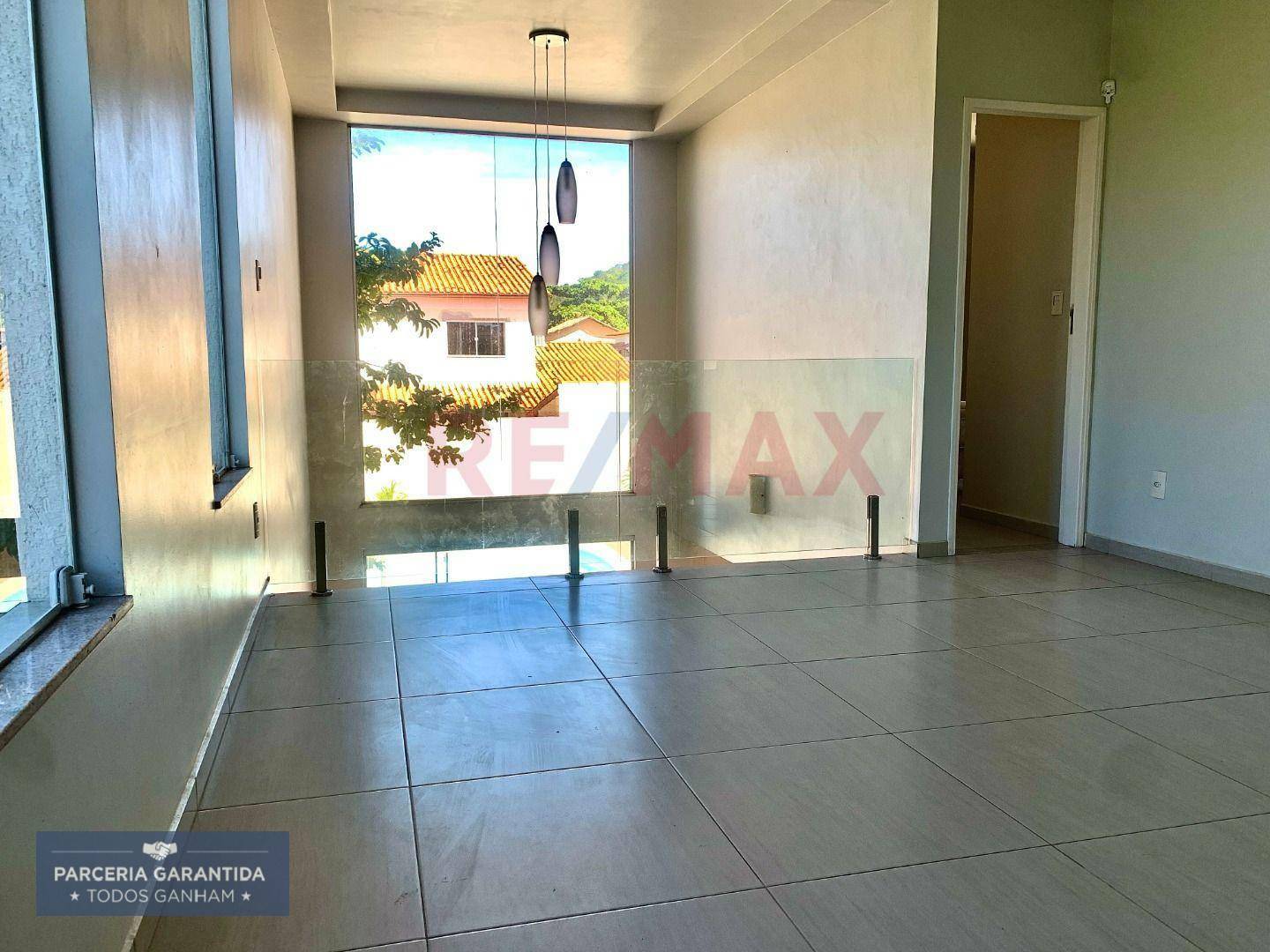 Casa à venda com 4 quartos, 242m² - Foto 16