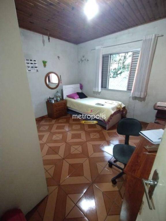 Sobrado à venda com 2 quartos, 203m² - Foto 4