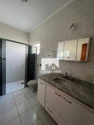 Casa à venda com 3 quartos, 180m² - Foto 14