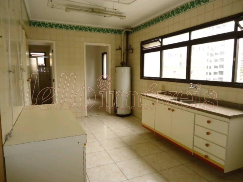 Apartamento para alugar com 2 quartos, 242m² - Foto 16