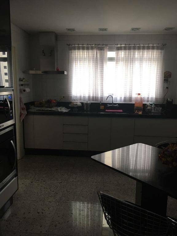 Apartamento à venda com 3 quartos, 152m² - Foto 18