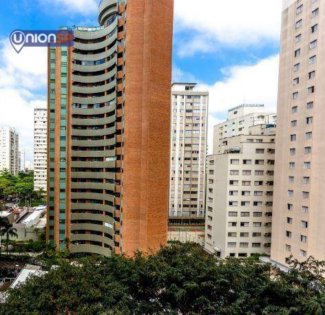 Apartamento à venda com 3 quartos, 99m² - Foto 2