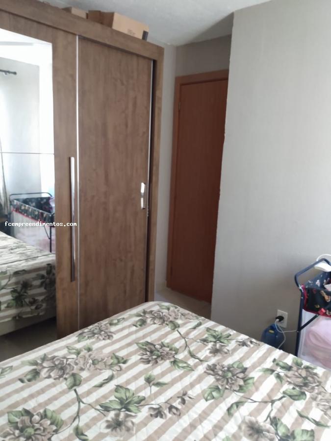 Apartamento à venda com 2 quartos, 48m² - Foto 12