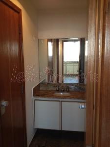 Apartamento para alugar com 4 quartos, 528m² - Foto 9