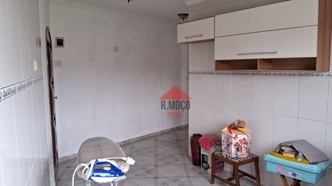 Casa para alugar com 1 quarto, 35m² - Foto 3