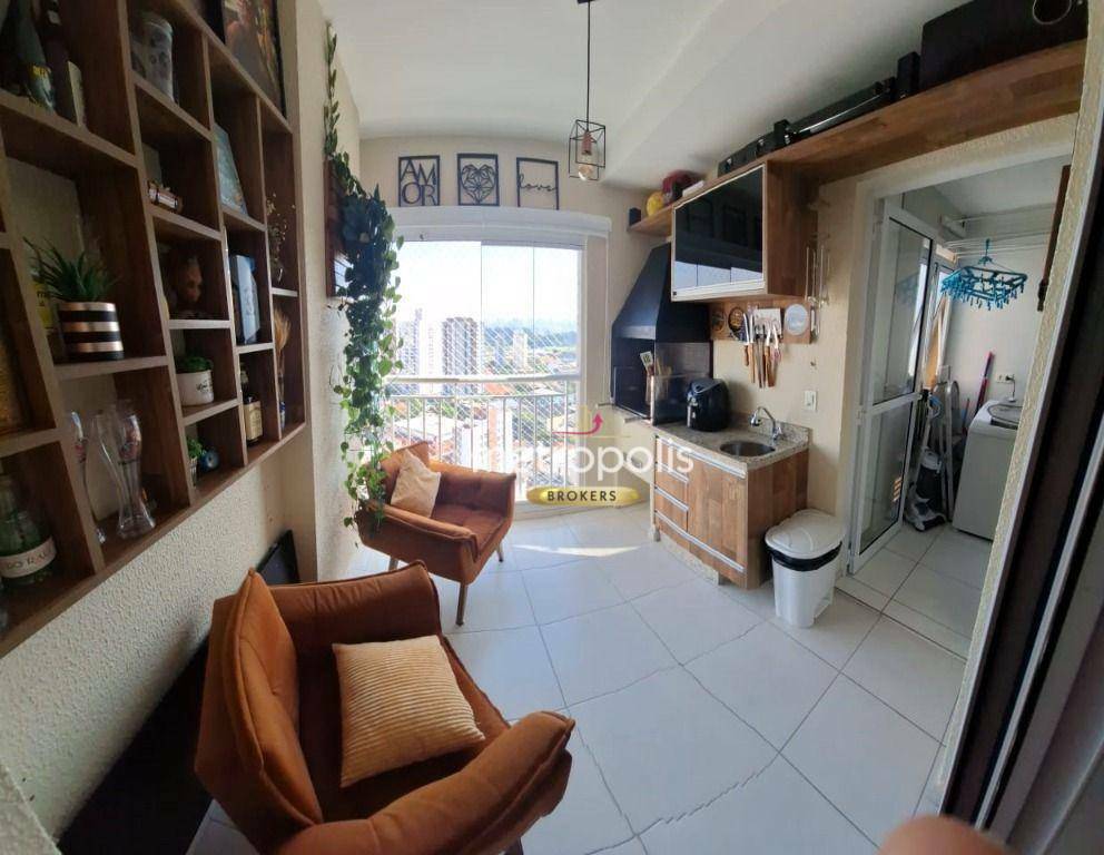 Apartamento à venda com 2 quartos, 65m² - Foto 1