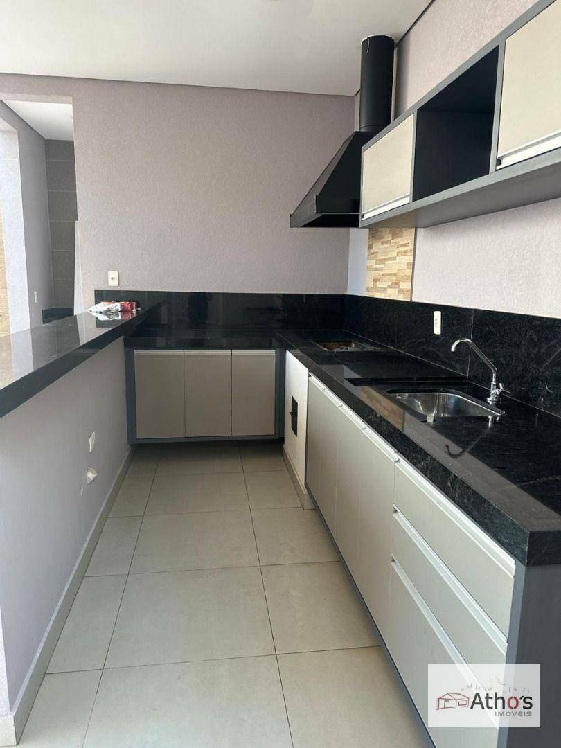 Sobrado à venda e aluguel com 3 quartos, 278m² - Foto 21