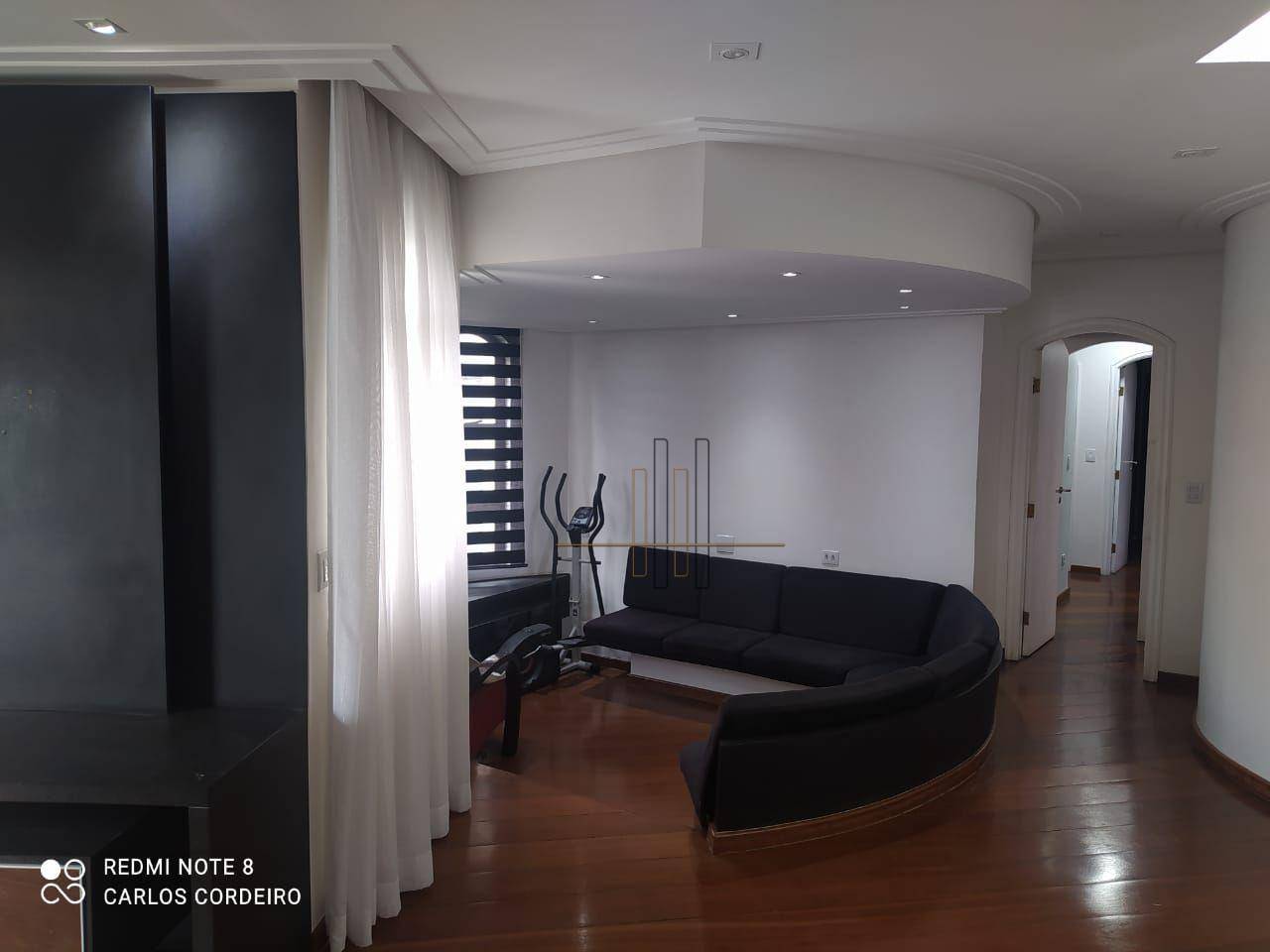 Apartamento à venda com 3 quartos, 145m² - Foto 2