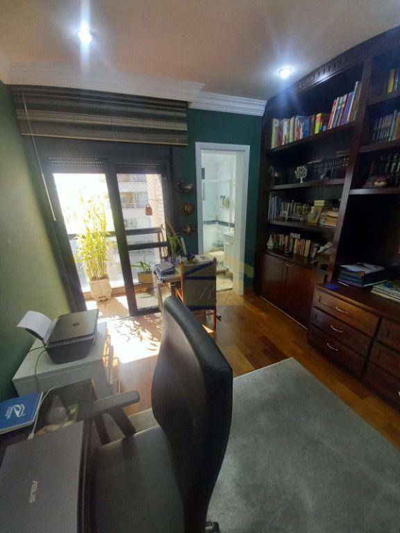 Apartamento à venda com 4 quartos, 266m² - Foto 36