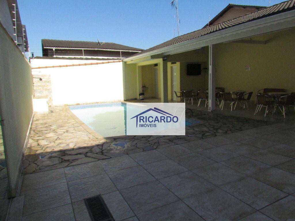 Casa de Condomínio à venda com 3 quartos, 240m² - Foto 41