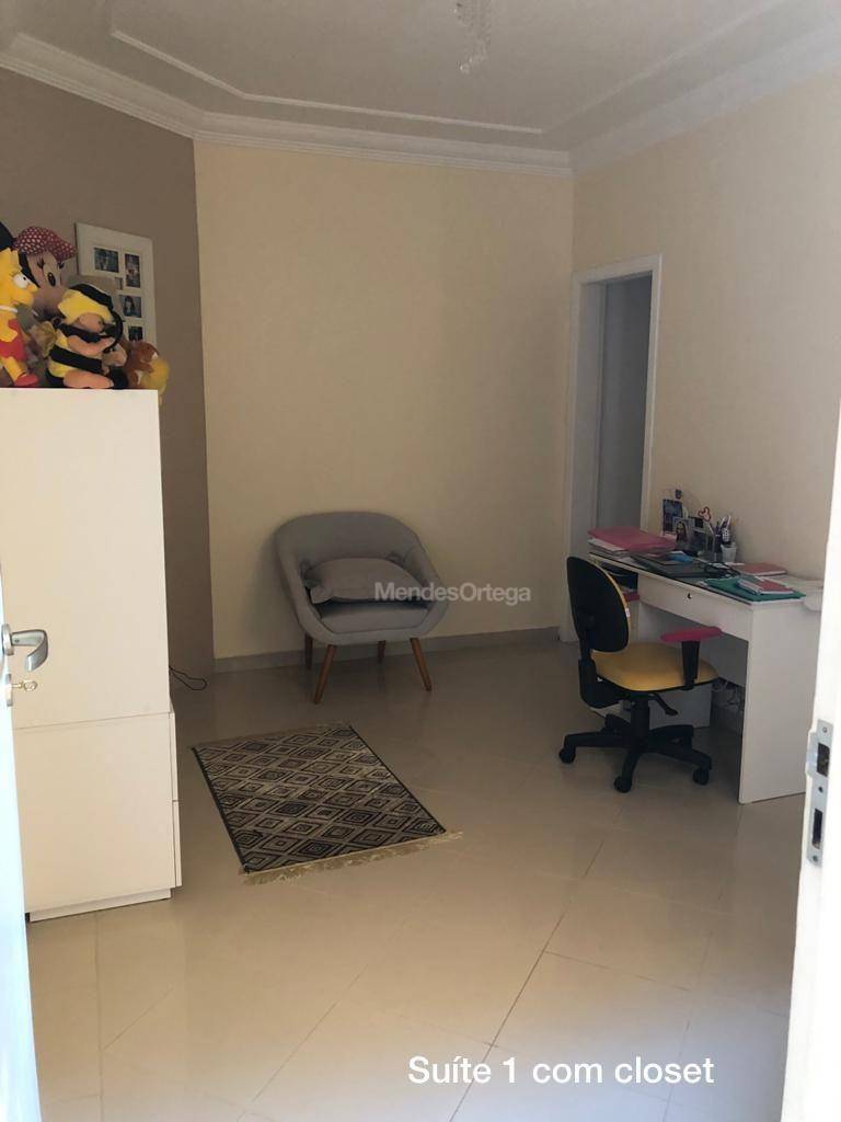 Casa à venda e aluguel com 3 quartos, 238m² - Foto 16