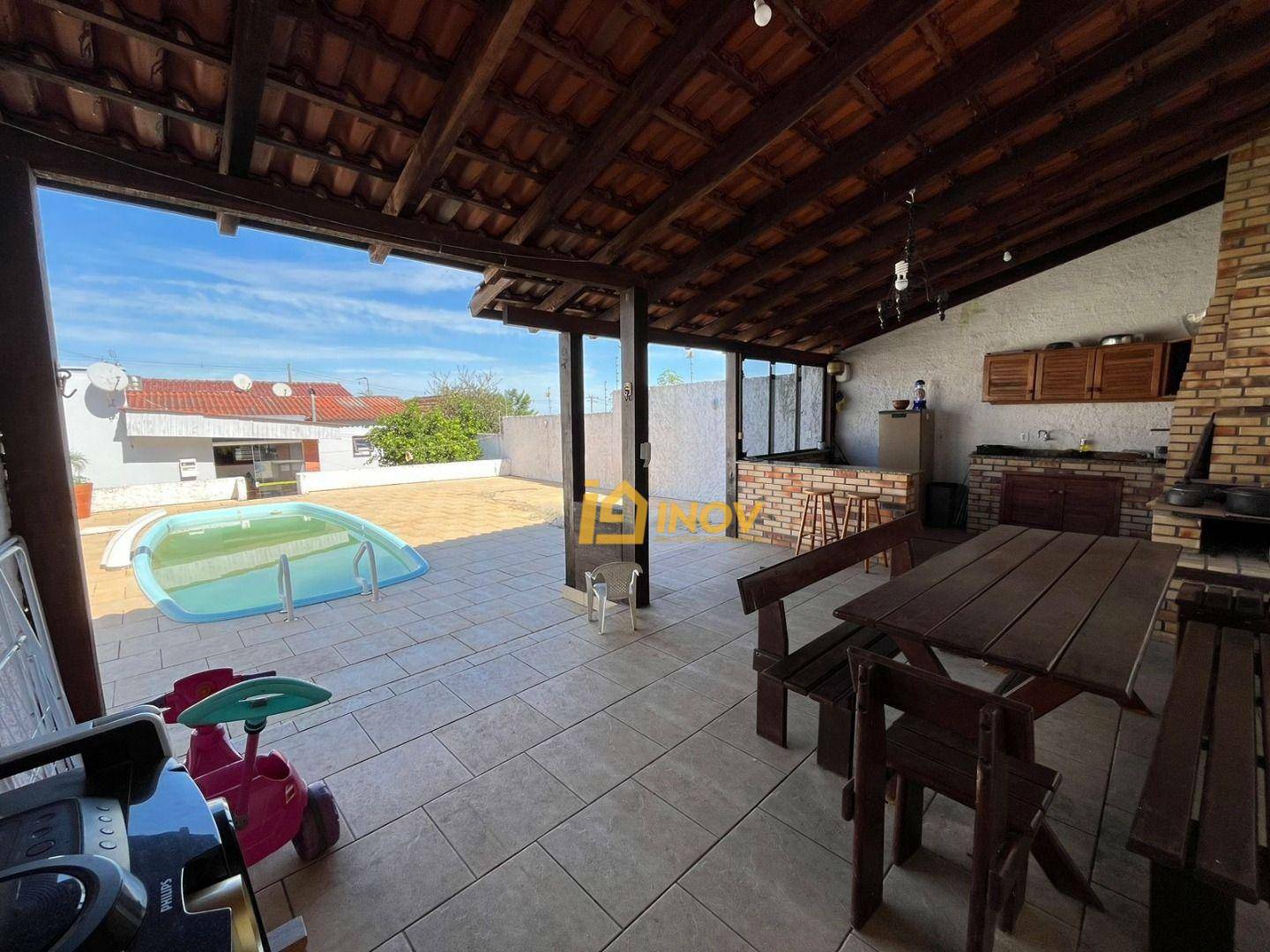 Casa à venda com 3 quartos, 1m² - Foto 3