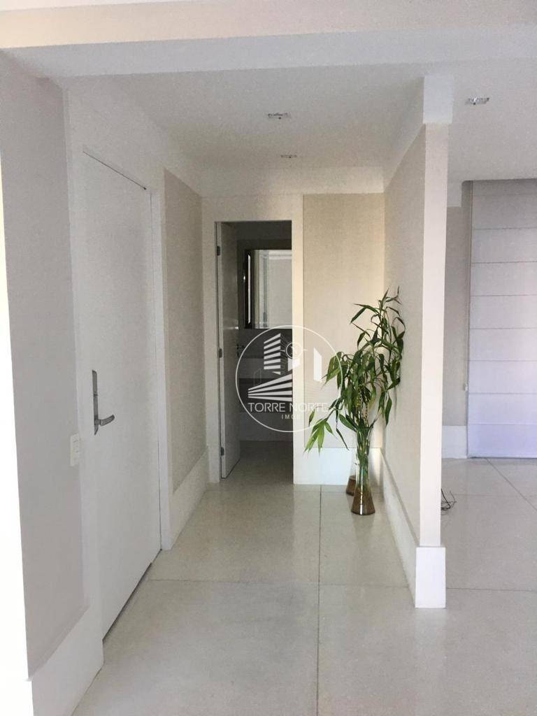 Apartamento à venda com 4 quartos, 207m² - Foto 34