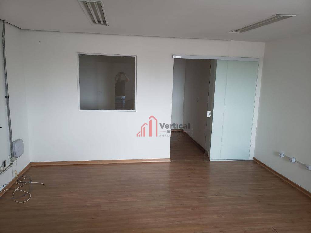 Prédio Inteiro para alugar, 646m² - Foto 1