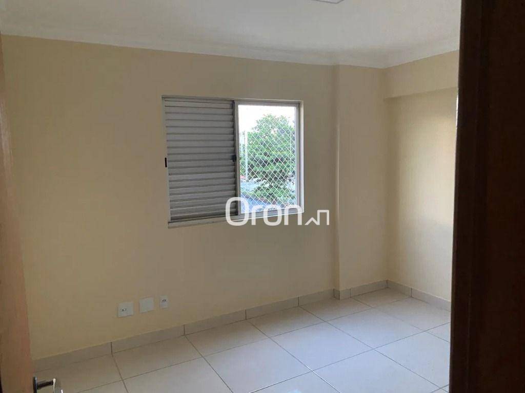 Apartamento à venda com 3 quartos, 80m² - Foto 4