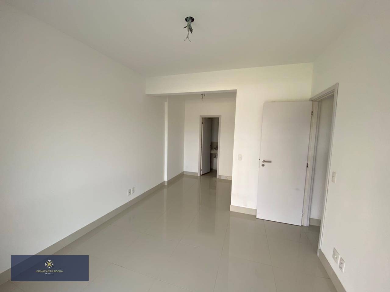 Apartamento à venda com 4 quartos, 151m² - Foto 7