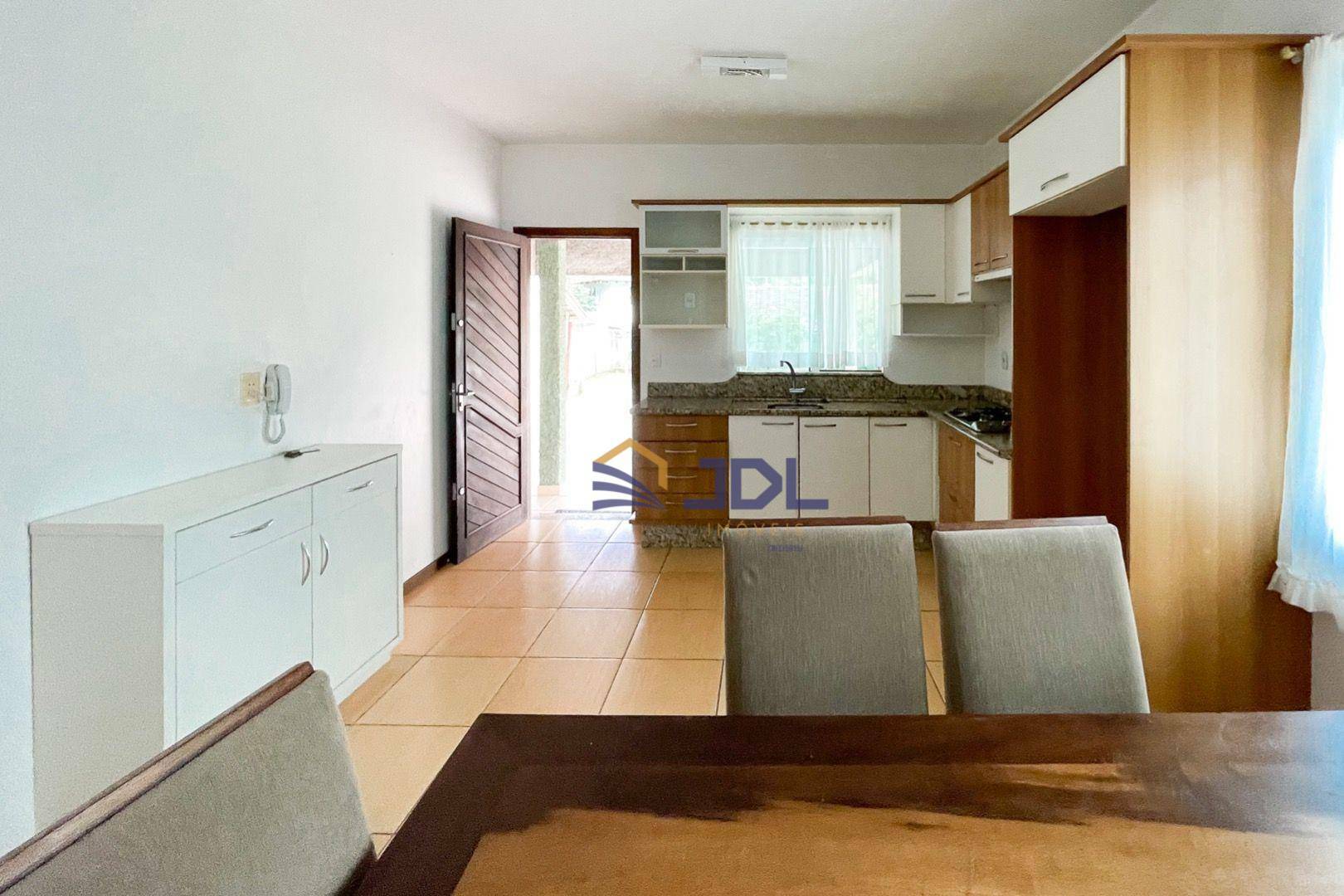 Casa à venda com 4 quartos, 300m² - Foto 12