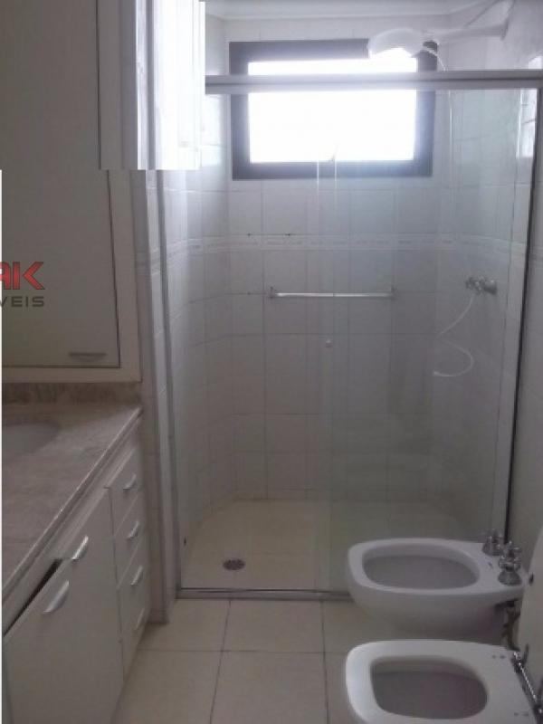 Apartamento para alugar com 3 quartos, 98m² - Foto 5