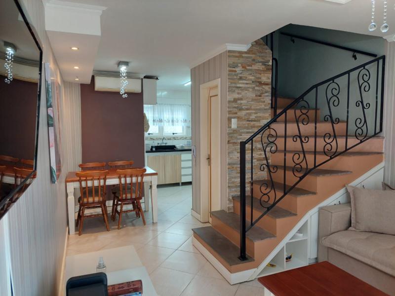 Casa à venda com 2 quartos, 63m² - Foto 27
