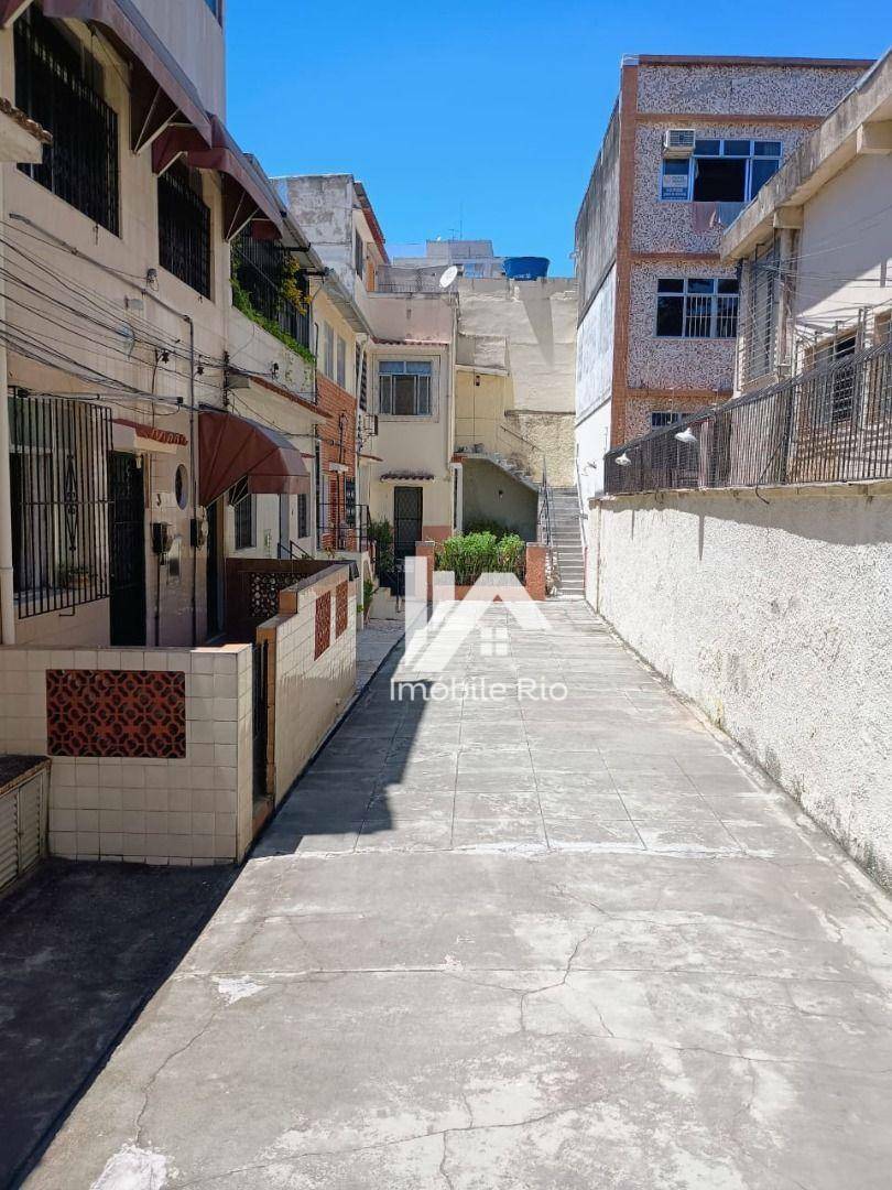 Casa de Condomínio à venda com 2 quartos, 65m² - Foto 1