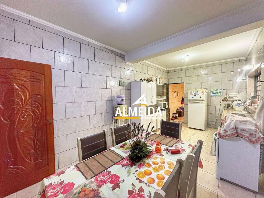 Casa, 3 quartos, 188 m² - Foto 6