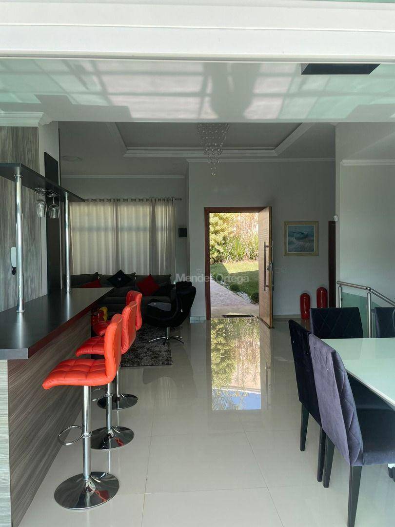 Casa à venda com 3 quartos, 1600m² - Foto 10