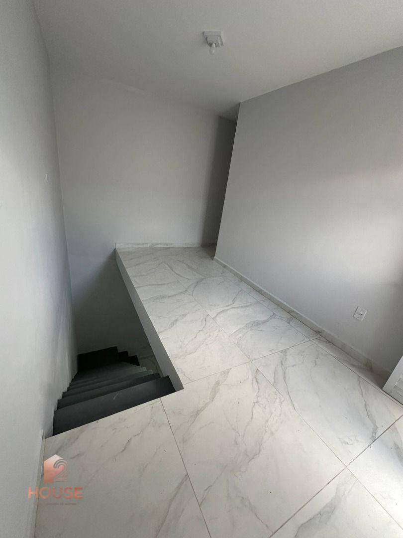 Sobrado à venda com 4 quartos, 125m² - Foto 8