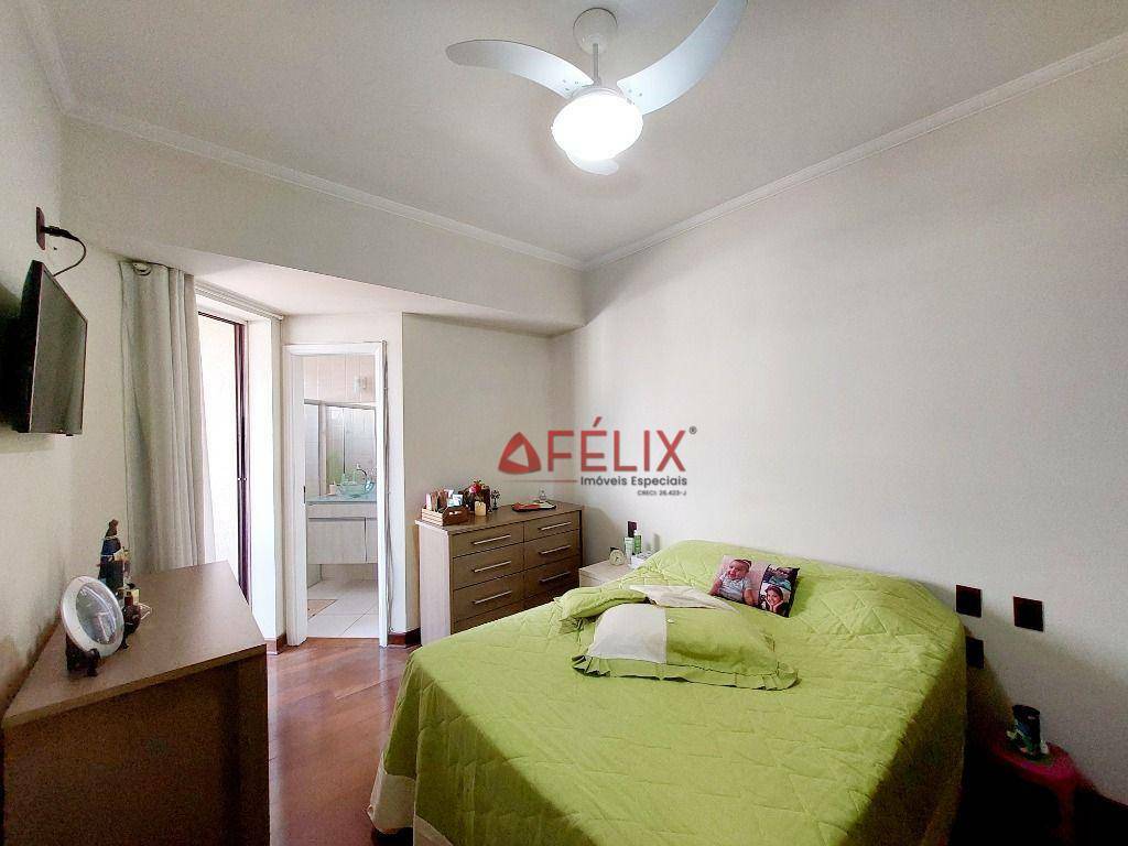 Apartamento à venda com 3 quartos, 111m² - Foto 12