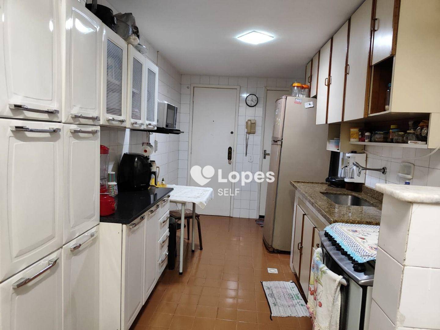 Apartamento à venda com 2 quartos, 90m² - Foto 3