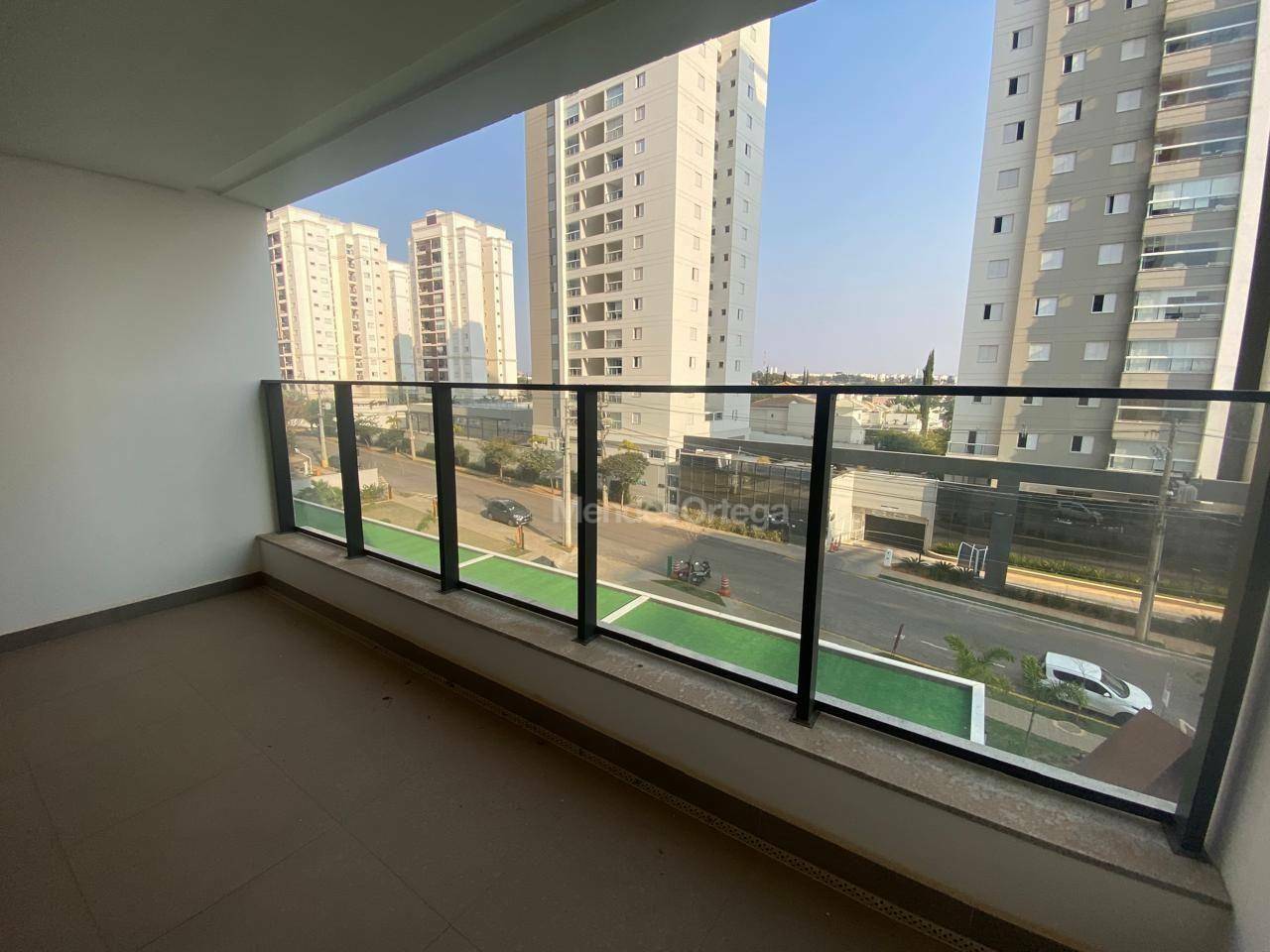 Apartamento à venda com 4 quartos, 220m² - Foto 4