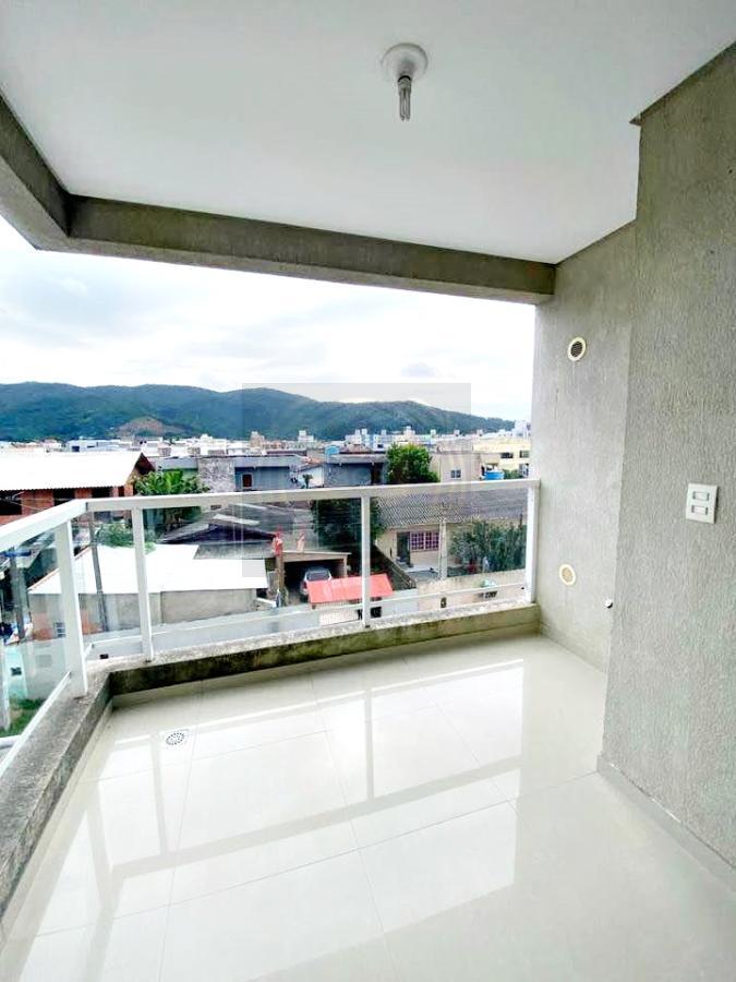 Apartamento à venda com 2 quartos, 83m² - Foto 1