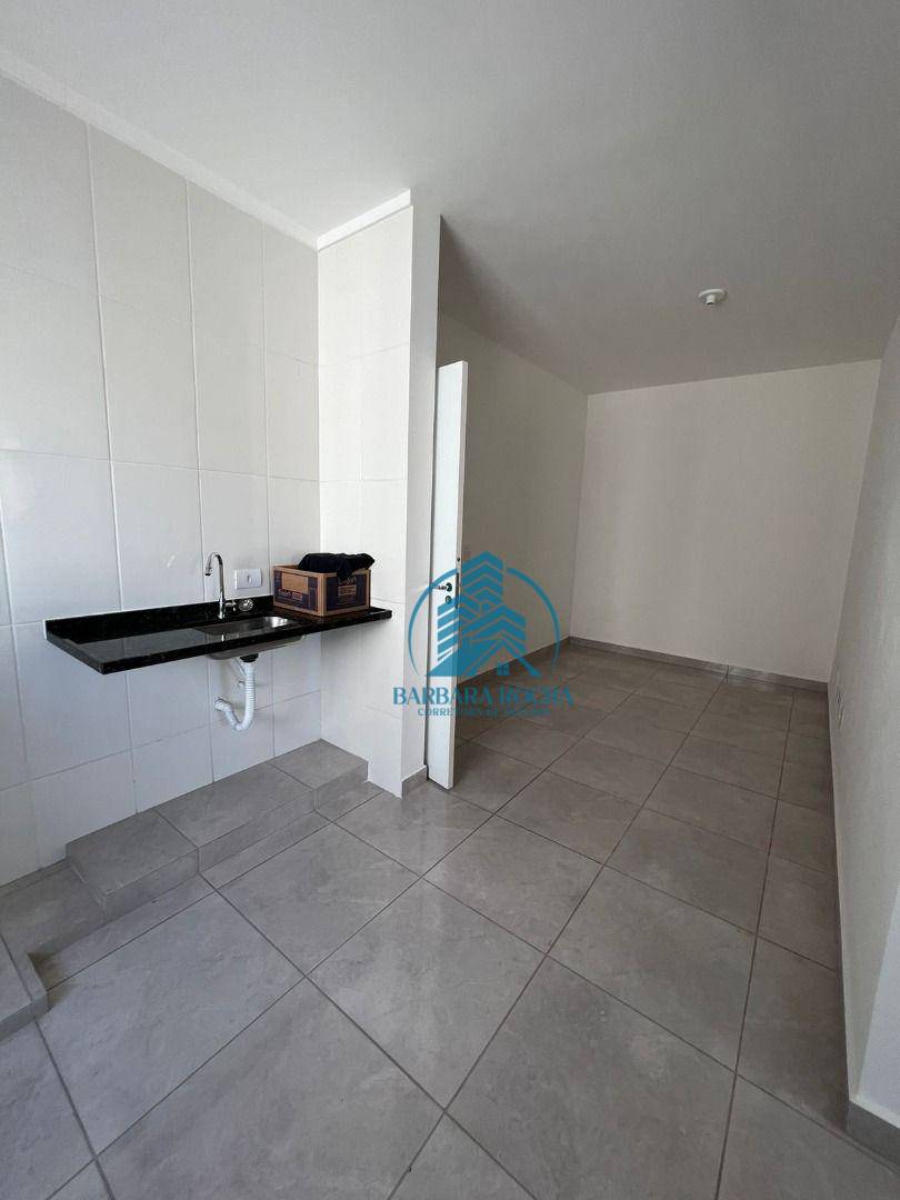 Apartamento à venda com 2 quartos, 43m² - Foto 2