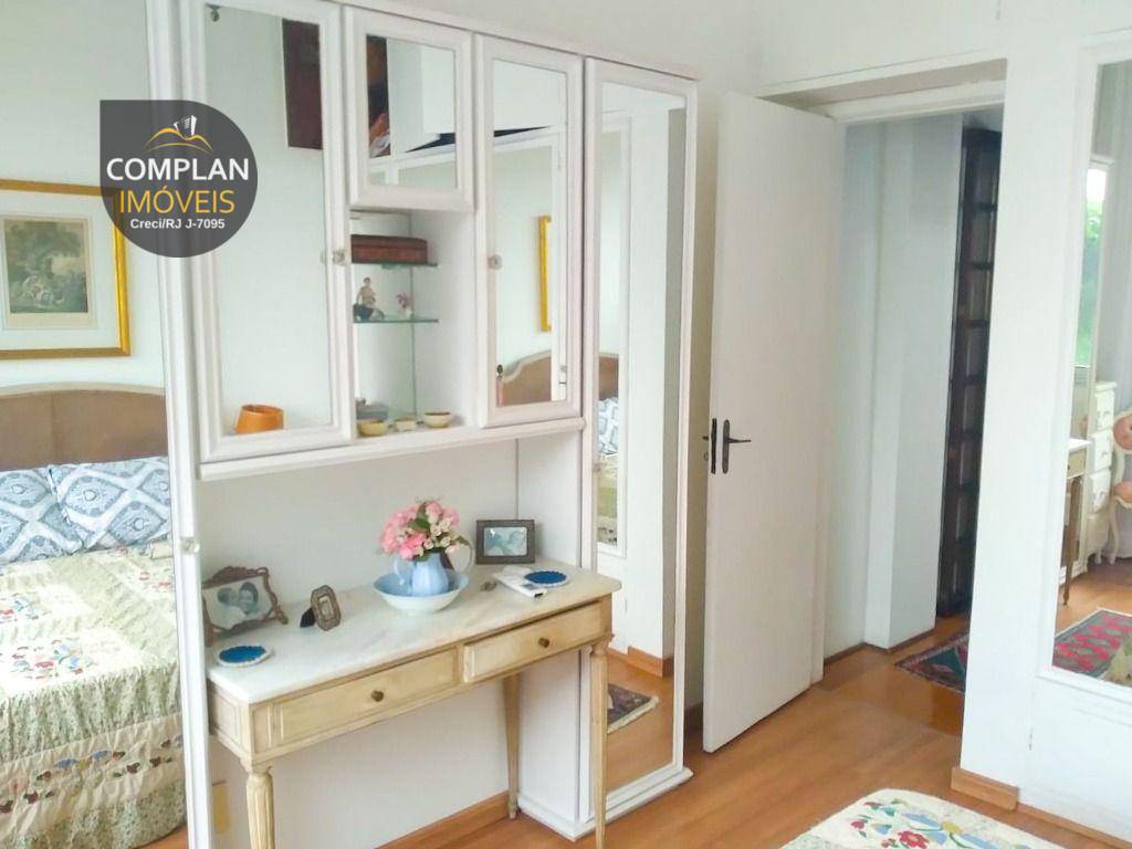 Apartamento à venda com 3 quartos, 106m² - Foto 14