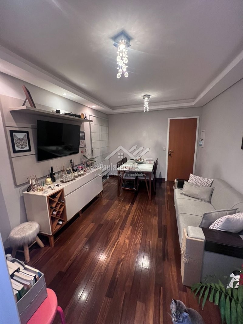 Apartamento à venda com 2 quartos, 50m² - Foto 1