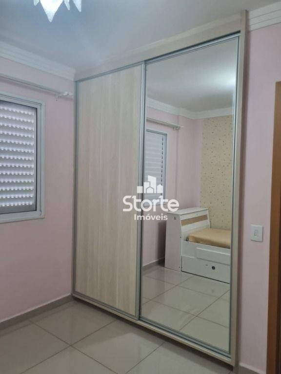 Apartamento para alugar com 3 quartos, 108m² - Foto 13