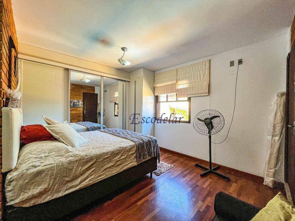 Casa de Condomínio à venda com 3 quartos, 280m² - Foto 22