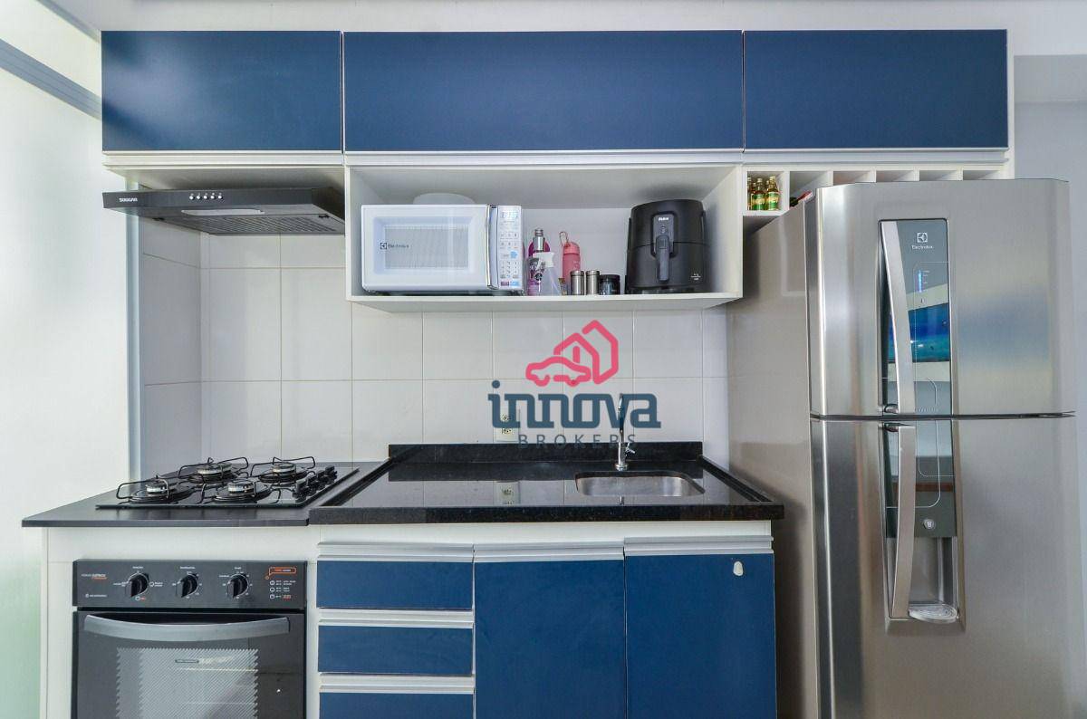 Apartamento à venda com 2 quartos, 67m² - Foto 8