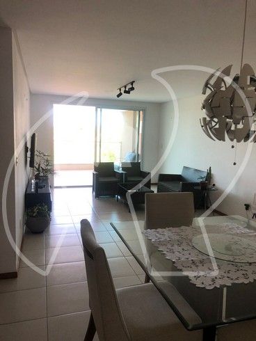 Apartamento à venda com 3 quartos, 114m² - Foto 1